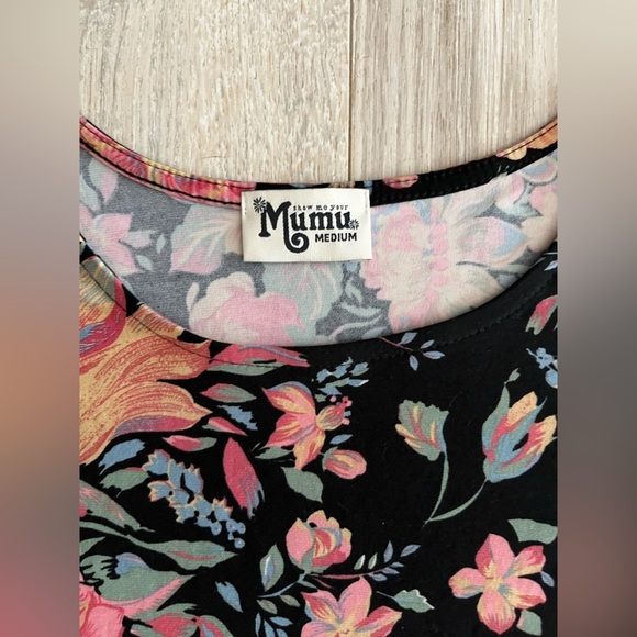 Show Me Your Mumu Women’s Tyler Tunic Dress Black Floral Long Sleeves - Medium - Picture 3 of 6